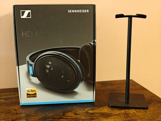 Sennheiser HD 600 + Supporto Cuffie