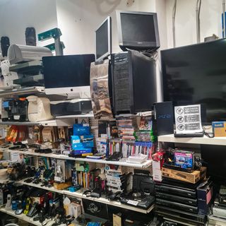 iMac 21.5 (2013) i5, 8GB RAM, 1TB