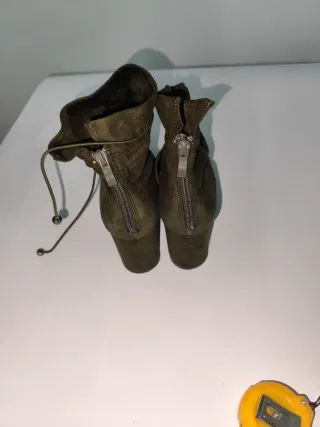 Stivaletti verdi con lacci