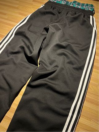 Pantalón chándal Adidas rayas
