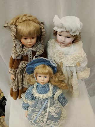 Bambole in porcellana vintage