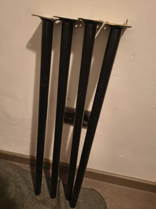 Patas metálicas negras para escritorio de 75cm.