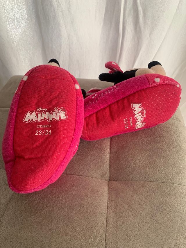 Zapatillas de ir por casa Minnie talla23/24