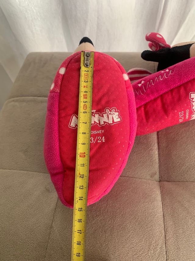 Zapatillas de ir por casa Minnie talla23/24