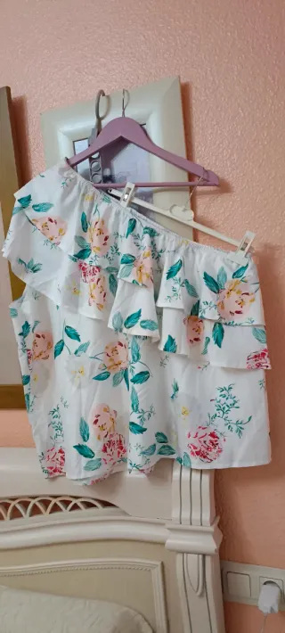 Blusa romántica floral talla 54/56