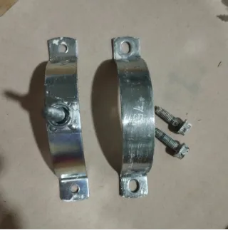 7 Abrazaderas Metálicas 75mm