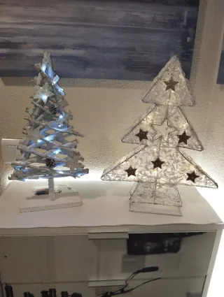 2 Árboles Navidad Madera y Tela