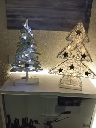 2 Árboles Navidad Madera y Tela