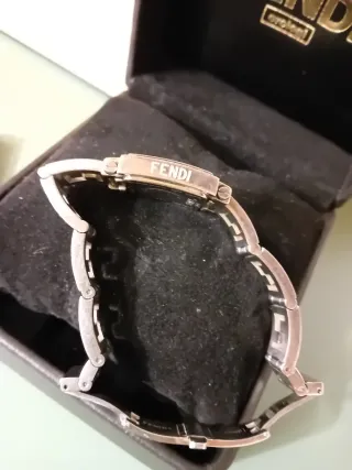 Orologio Fendi bellissimo, ottime condizioni
