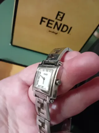 Orologio Fendi bellissimo, ottime condizioni