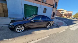 Mercedes-Benz Clase C 2005