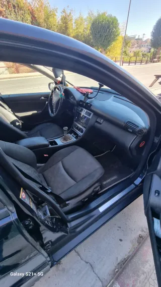 Mercedes-Benz Clase C 2005
