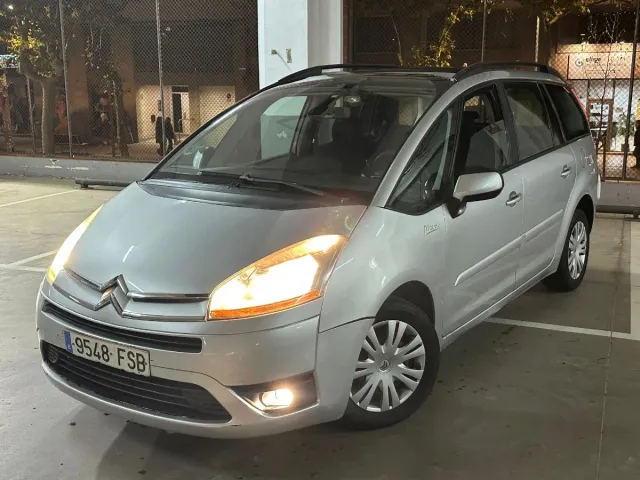 Citroen Grand C4 Picasso DISTINTIVO C