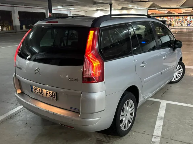 Citroen Grand C4 Picasso DISTINTIVO C