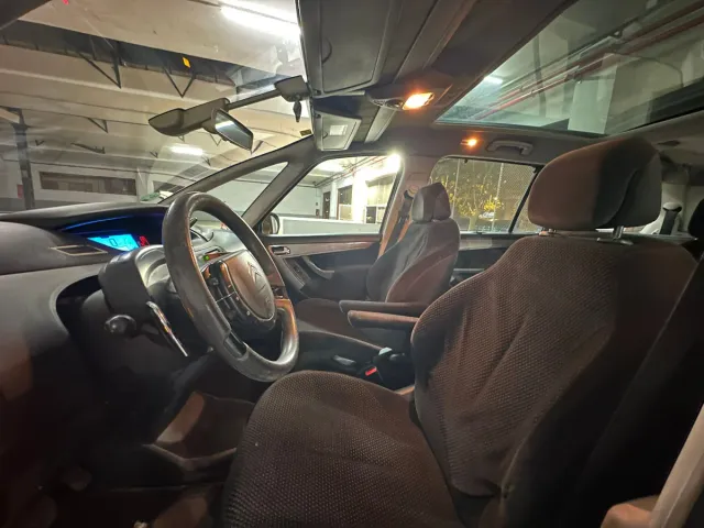 Citroen Grand C4 Picasso DISTINTIVO C