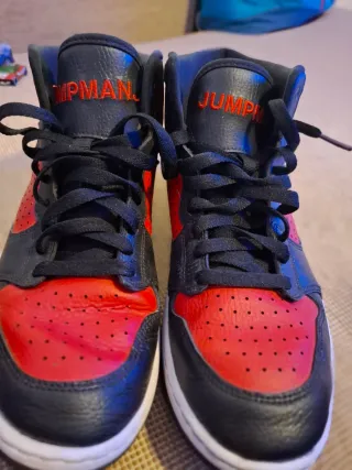 Zapatillas Jordan 1 Negras y Rojas