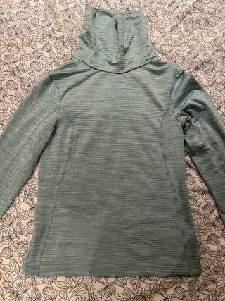 Camiseta calentita verde azulado