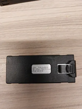 Batería Drone V88 3.7V 3200 mAh + Cable Carga