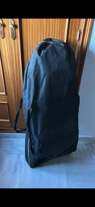 Silla de masajes.Con funda para guardarla.