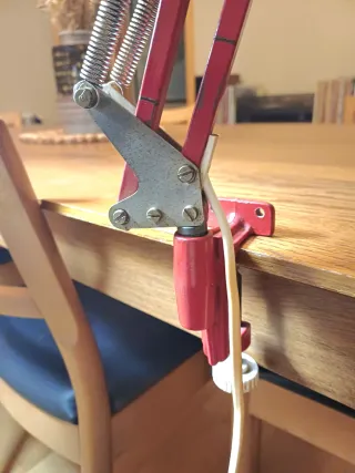 Lámpara flexo vintage estilo nórdico