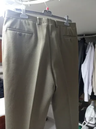 Pantalón de vestir hombre verde oliva claro