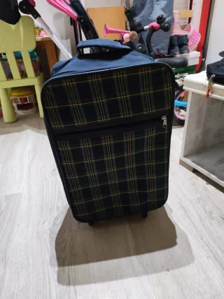 Maleta de viaje cuadros