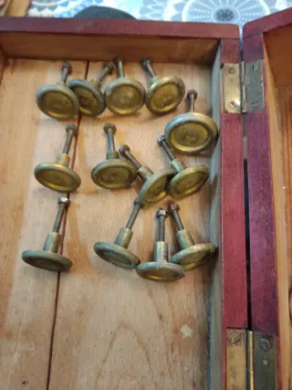 Tiradores de latón vintage