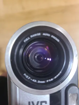 Videocámara JVC GR-DX95E Grabación en tarjeta SD