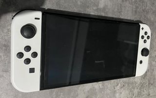 Nintendo Switch OLED + Juego