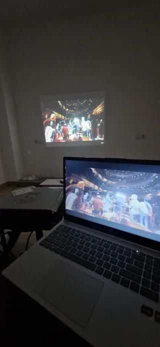 Proyector Sharp XR-10S DLP