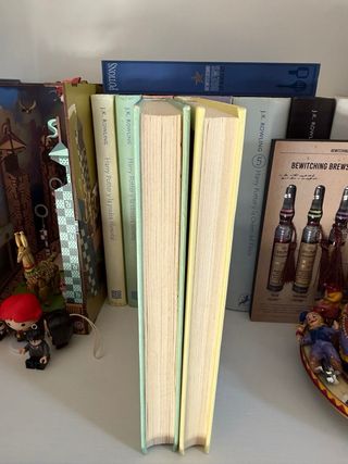 Dos Libros Harry Potter emecé