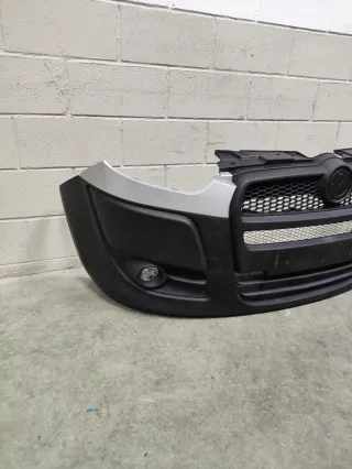 Parachoques delantero Fiat Doblo de 2014