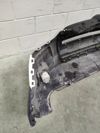 Parachoques delantero Fiat Doblo de 2014