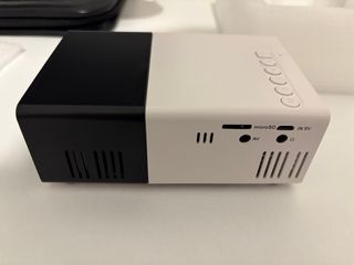 Proiettore bianco e nero