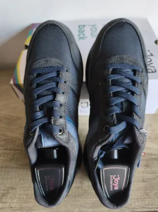 Zapatillas Joya grises y azules.unisex.solo envio