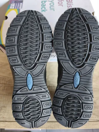 Zapatillas Joya grises y azules.unisex.solo envio