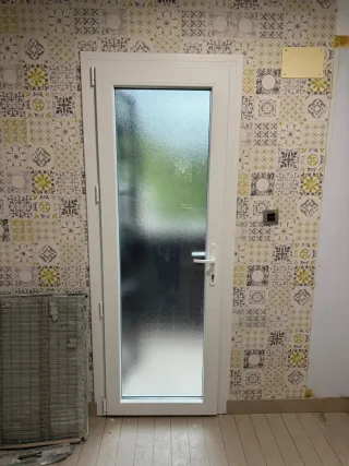 Puerta de patio precio negociable