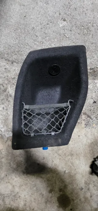 Guantera Maletero Audi A3