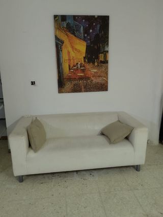 Sofá de piel blanco