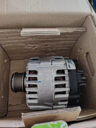 Alternatore Valeo Audi A5 2.0 TDI 439664