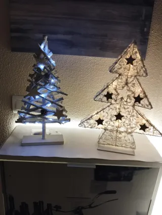 2 Árboles Navidad Madera y Metal