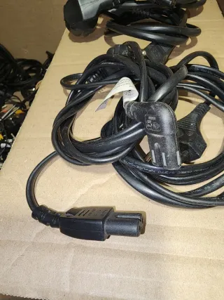 Cavi Audio Video RCA VGA Euroconector HDMI