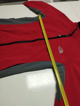 Chaqueta The North Face Talla M Roja