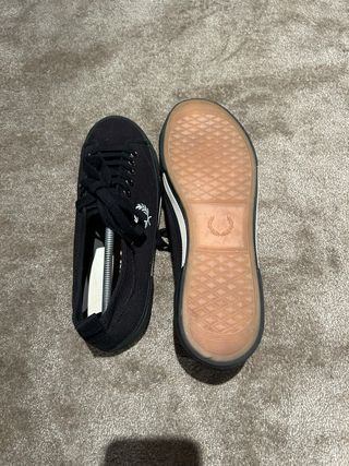 Zapatos Fred Perry Negros