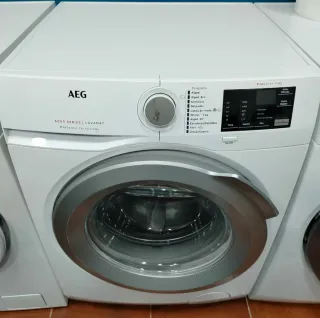 LAVADORA AEG 8 Kg A+++