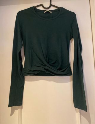 Top Zara verde cruzado manga larga