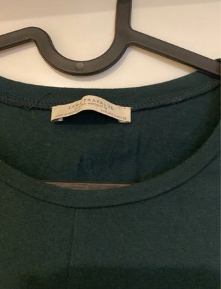 Top Zara verde cruzado manga larga