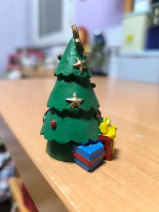 Figuras de Navidad: Árbol y Muñeco de Nieve