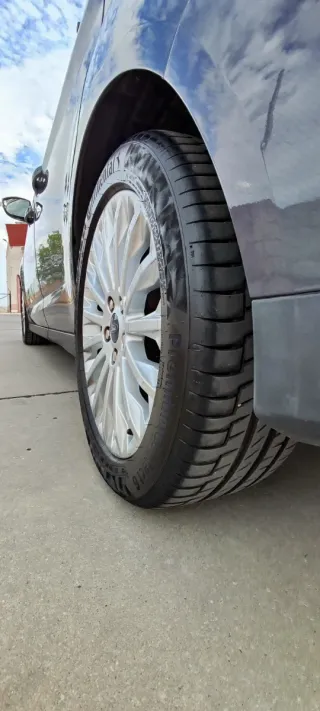 Ford Grand C-MAX 2011