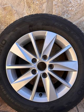 Llantas de aluminio, 195/65 R15 91H.
